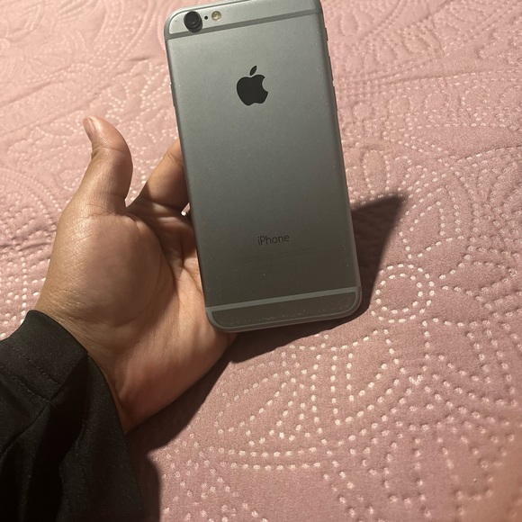 Used iPhone 6 32GB - Picture 8 of 10